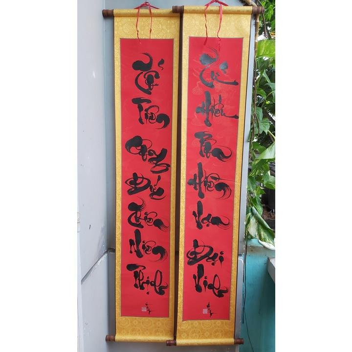 Câu đối tổ tiên. Kích thước lớn 30cm x 160cm. Đối biểu lụa thư pháp. Quà tặng ông bà, cha mẹ, quà tết