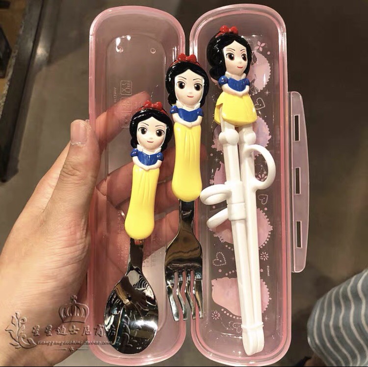 Set 4 món muỗng, nĩa, đũa tập ăn kèm hộp đựng hình Bạch Tuyết cho bé