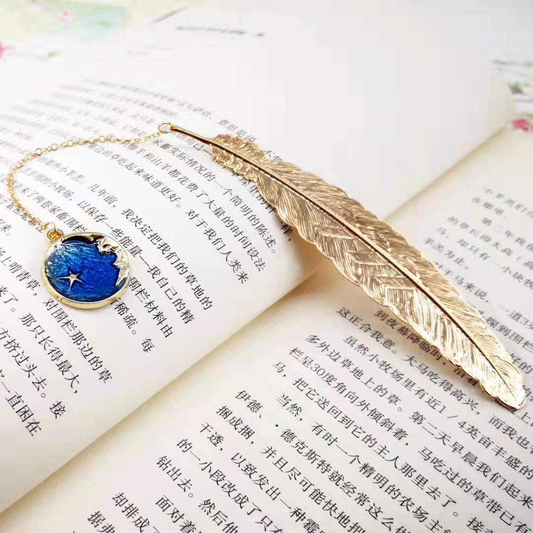 Bookmark Kim Loại Đánh Dấu Sách Hình Lông Vũ Dây Treo - Đại Dương