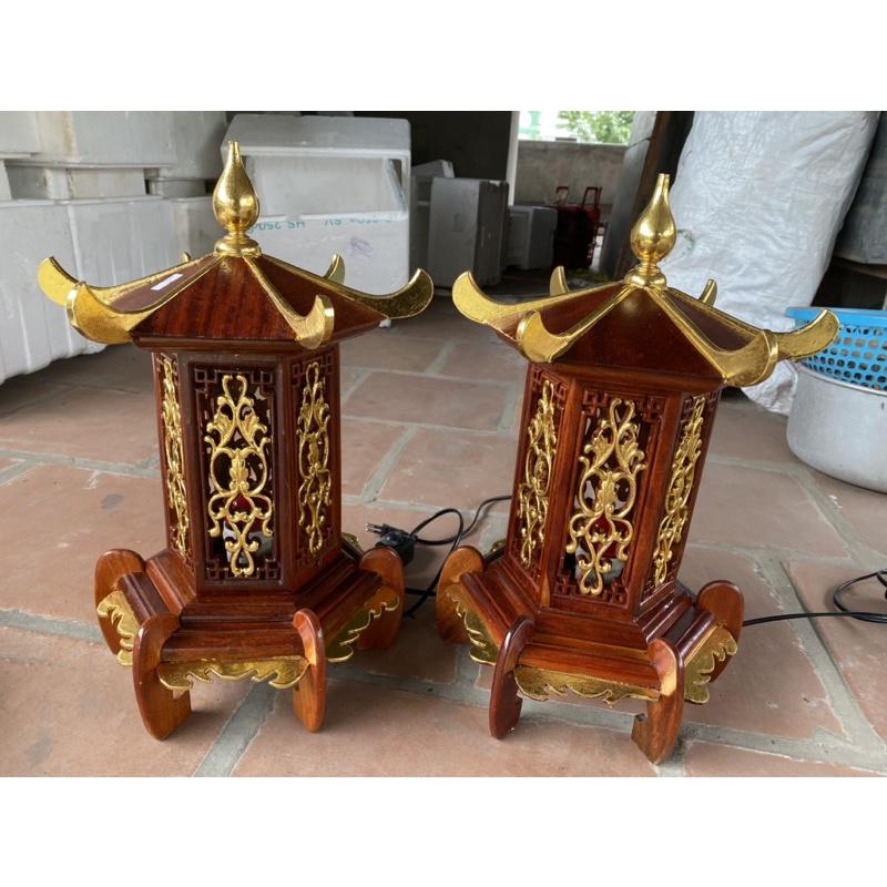 Đôi đèn thờ mái chùa gỗ hương cao 41 rộng 25cm