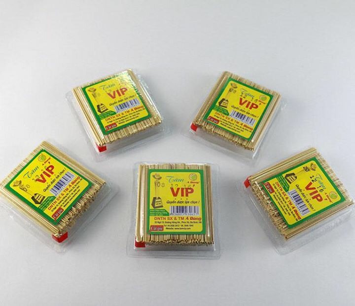 Lốc 30 hộp tăm vip mika