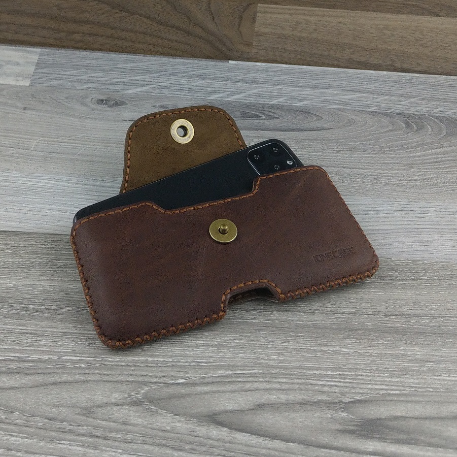 Bao Da Đeo Lưng dành cho Iphone XS Max Da Sáp Nâu Cafe