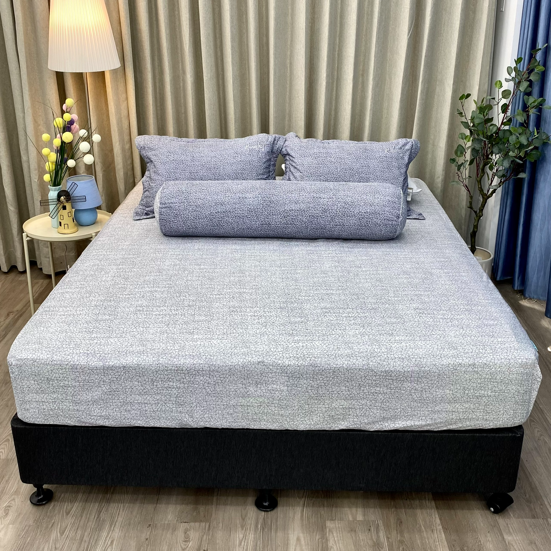 Bộ ga giường KBedding by Everon KMTP 115 Microtencel Xám