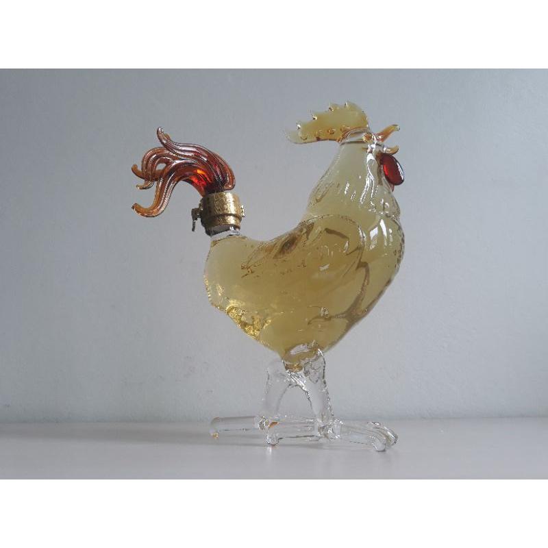 Vỏ chai rượu hình con gà trống