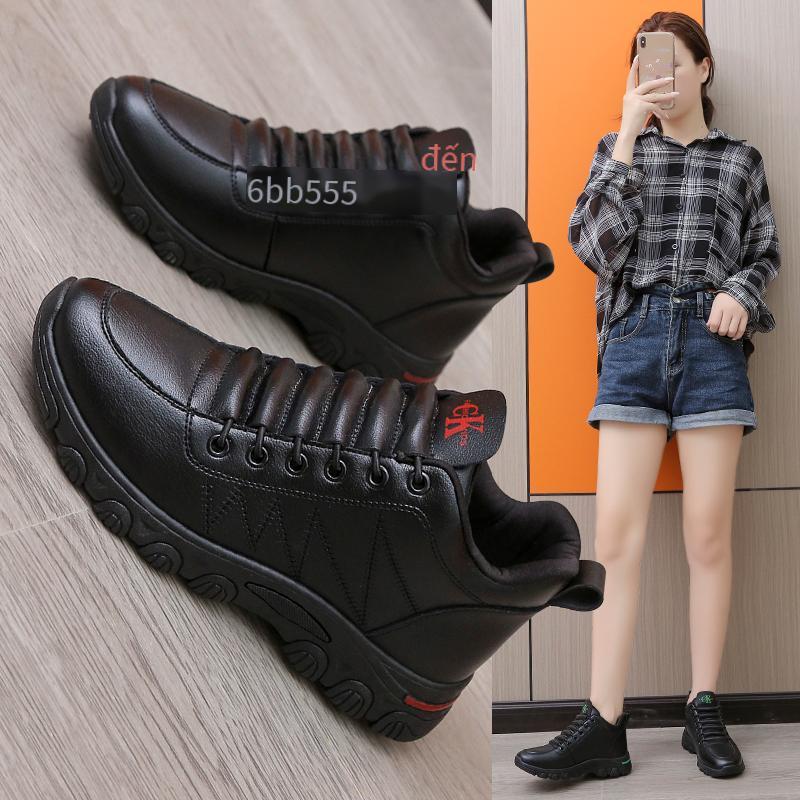 Khuyến mại giày nữ giày thể thao giảm giá mới nhất giày đôi giày vải nhẹ