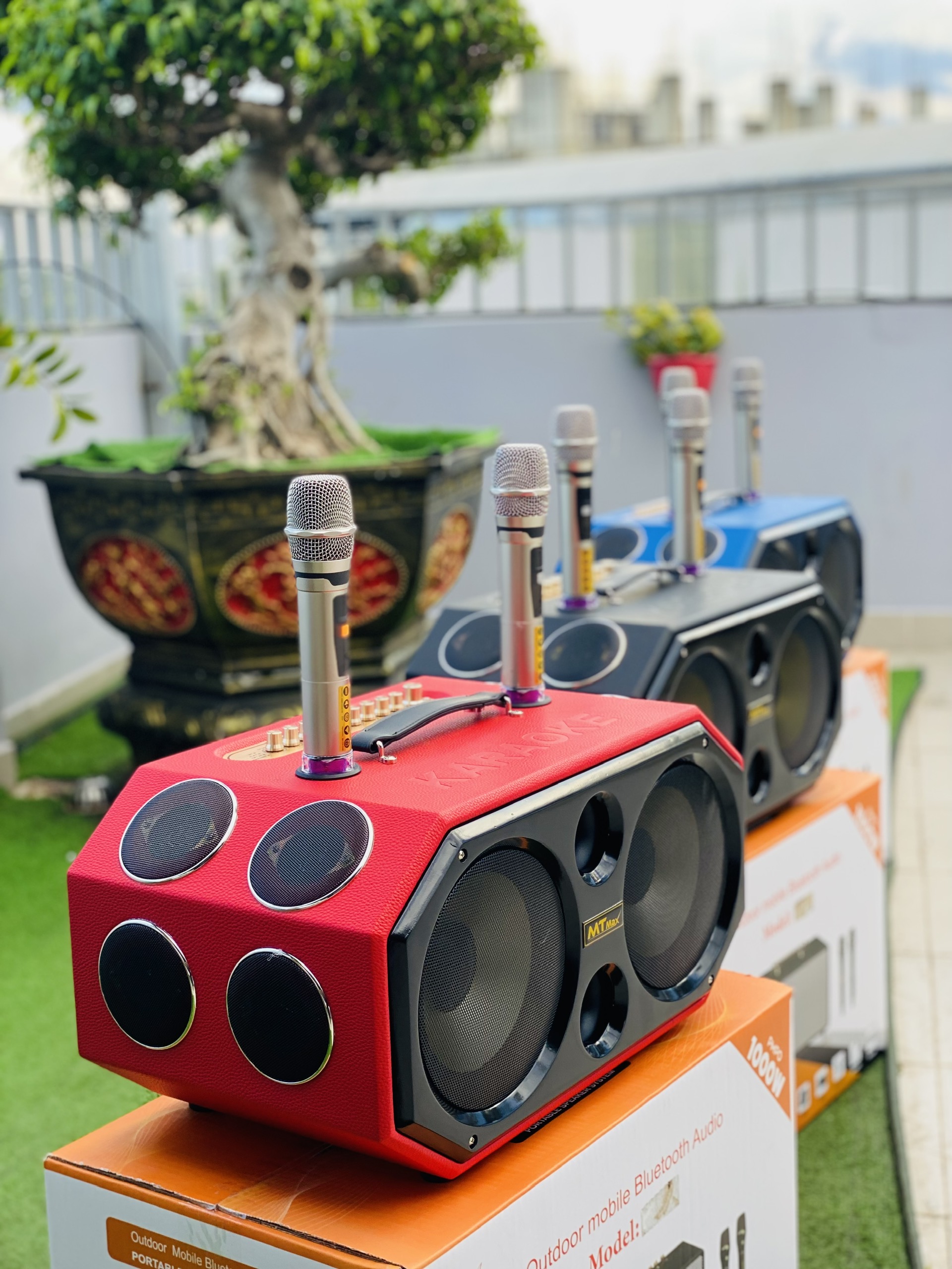 Loa Xách Tay Karaoke MTMAX K124 Pro Âm Thanh Đa Hướng Hệ Thống 12 Loa 12 Đường Tiếng, 2 Bass 20 Công Suất Lớn Đến 500W, Tặng Kèm 2 Micro, Hàng Chính Hãng, Bảo Hành 12 Tháng