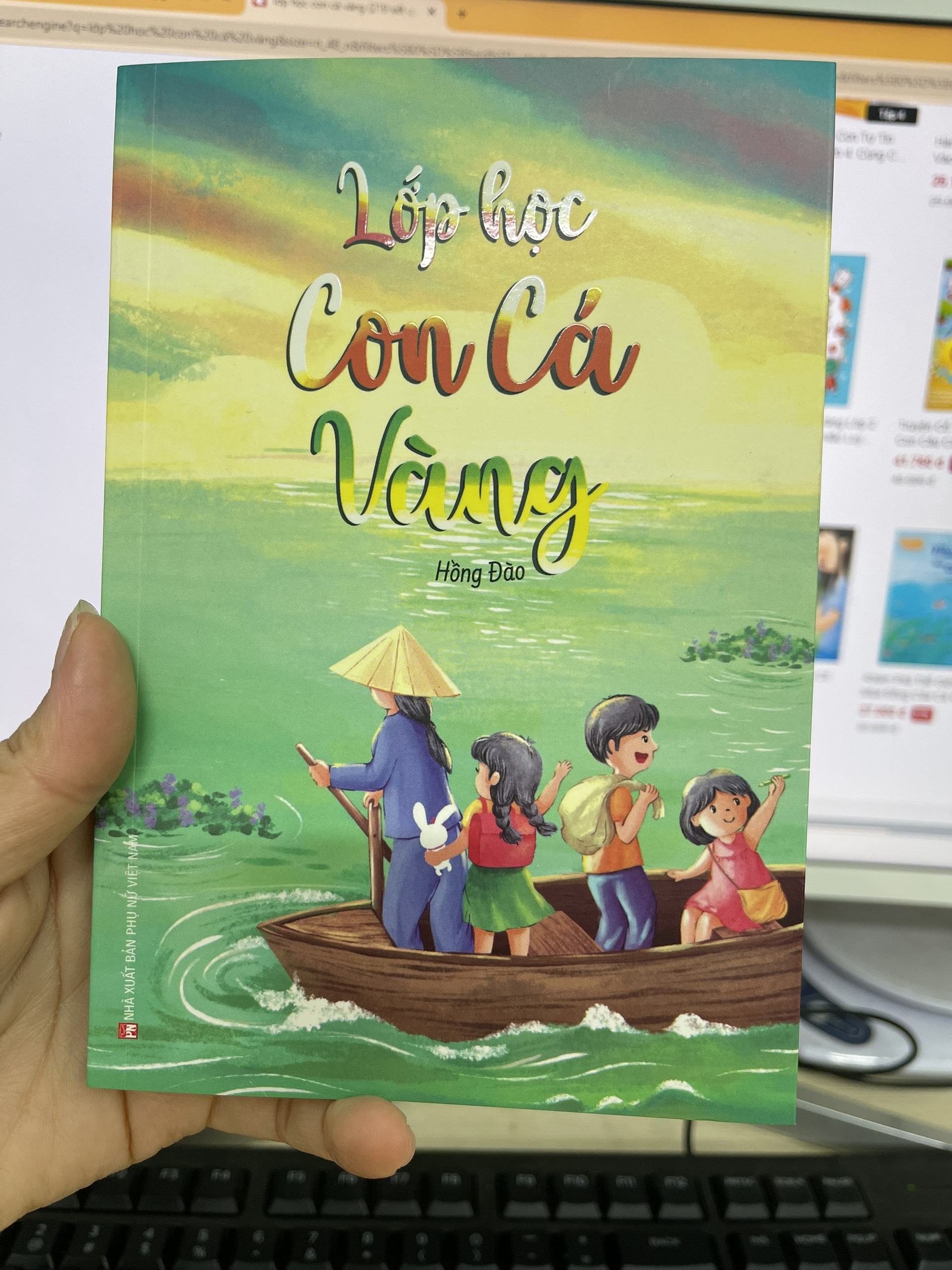 Sách - Lớp học con cá vàng (PN)