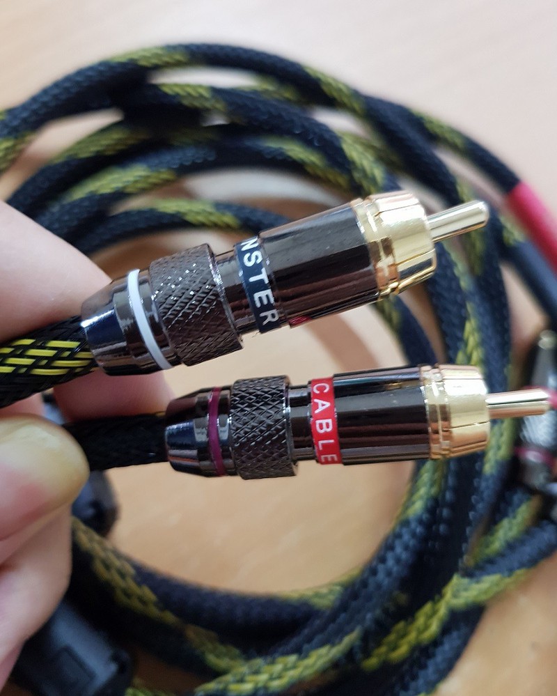 Dây tín hiệu Audio Monster standard 100 hai đầu RCA chống nhiễu dài 1,5 mét - Hàng Chính Hãng