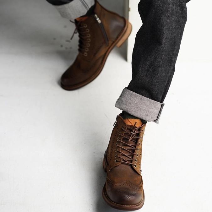 Giày boot nam da sáp cao cổ màu nâu WINGTIP RW ZIP, giày da thật cổ điển khoá kéo TONKIN