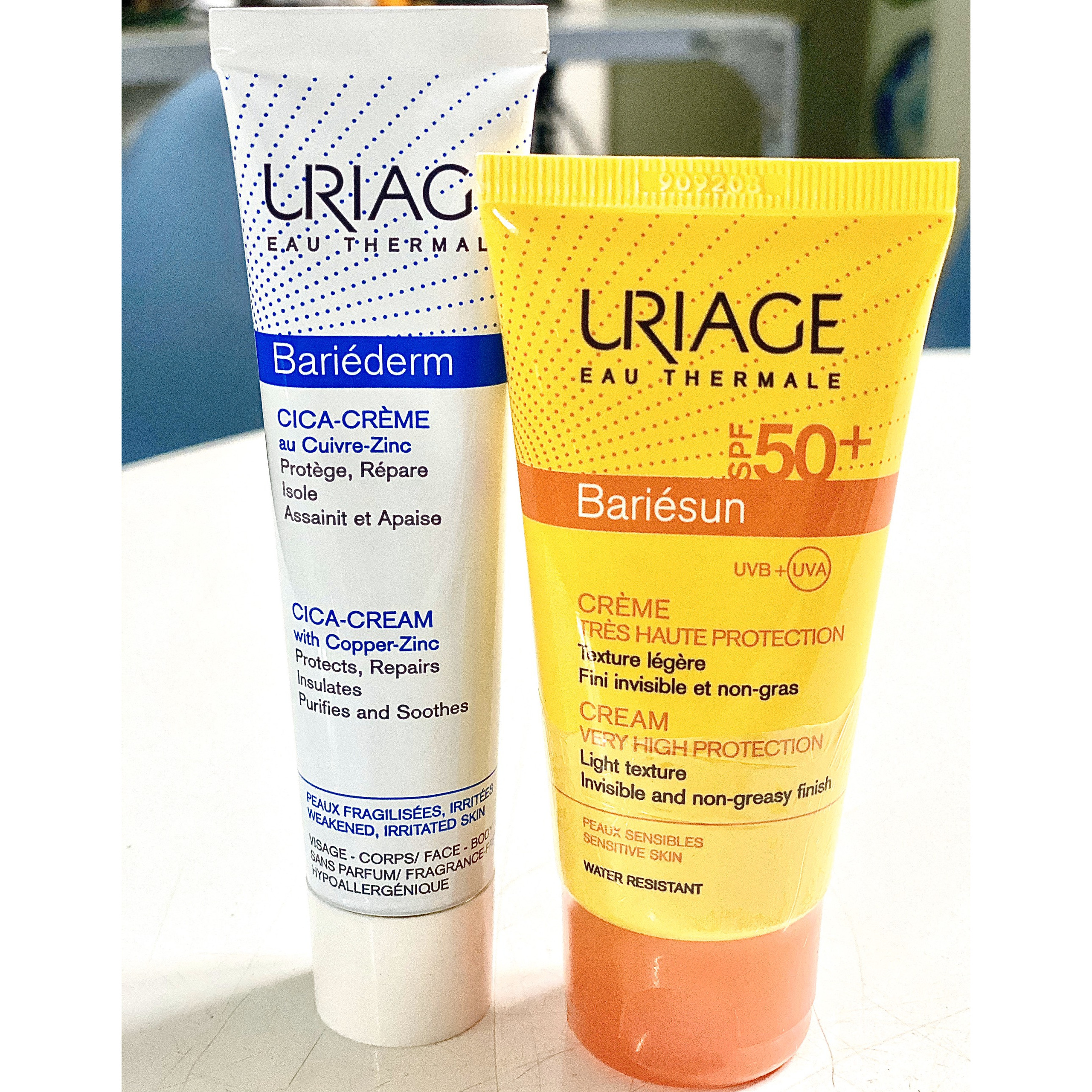 Combo Kem Chống Nắng Uriage Bảo Vệ Tối Đa SPF50+ Creme 50ml Và Kem Dưỡng Giúp Làm Dịu và Làm Mềm Da Uriage Bariederm Cica-Creme 40ml