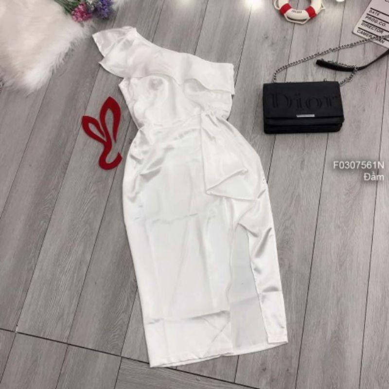 Đầm body phi bóng viền bèo lệch vai