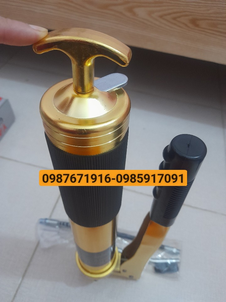 Bơm mỡ bò 2 Ty 900CC