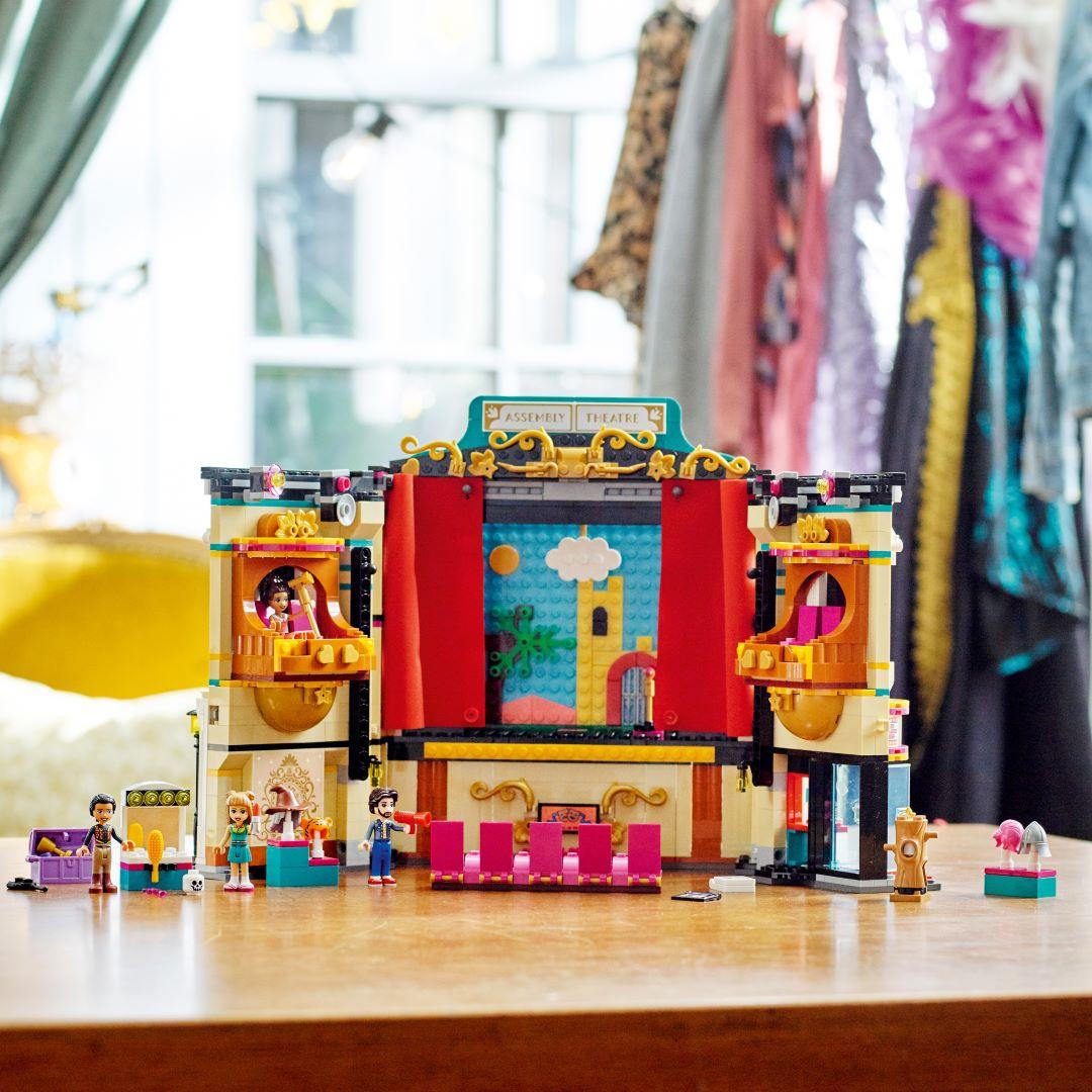 LEGO Friends 41714 Sân khấu nghệ thuật của Andrea (1154 chi tiết)