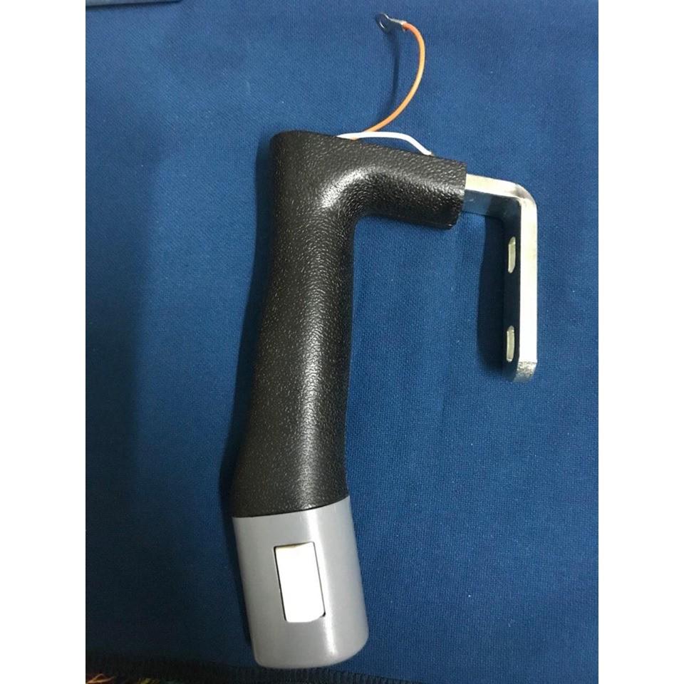 Tây cầm bàn ủi công nghiệp