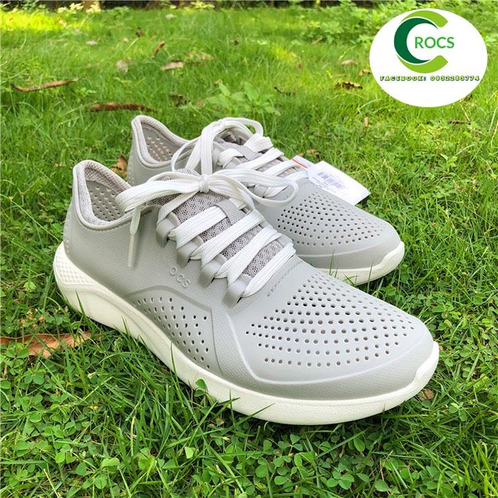 Giày nhựa đi mưa chống hôi chân -Croslite-Literide-Pacer màu Trắng bạc