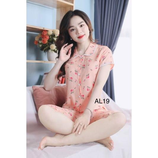 Quần áo mặc nhà cổ sen phối xinh