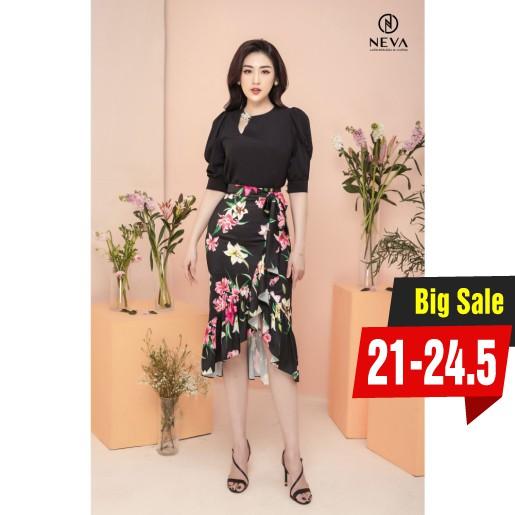 Chân váy bèo lệch in hoa ly NEVA 21F2W310255H011