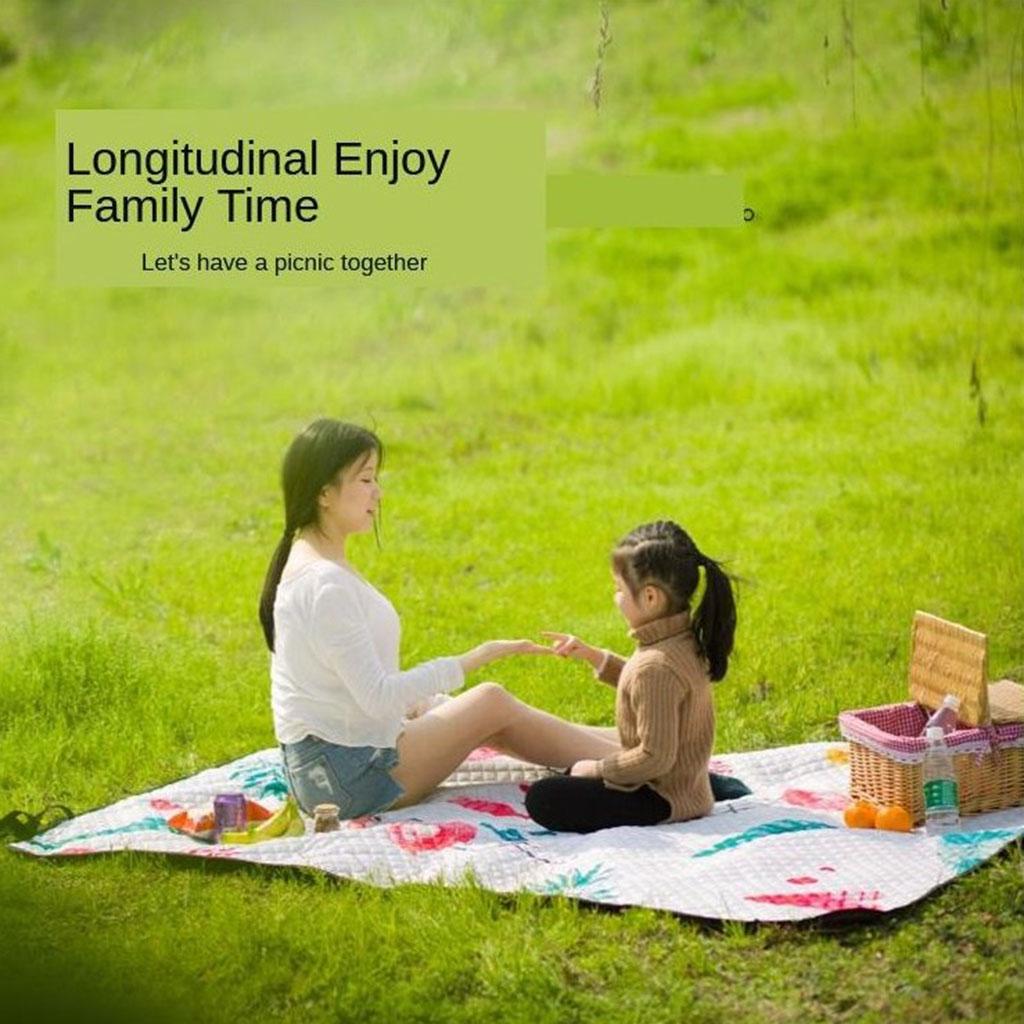 Picnic Blanket Washable Holiday Camping Mat Portable for Travel 140x170cm