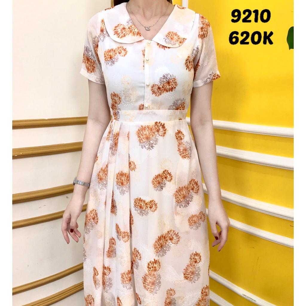 Đầm EMY EM9210 Xoè Hoa Phối Cổ Lá