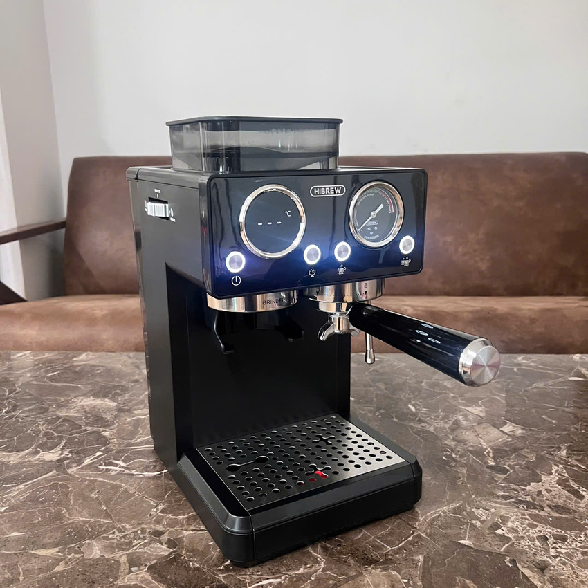 Máy pha và xay cà phê bán tự động 3 trong 1 Espresso, Cappuccino, Latte thương hiệu Mỹ cao cấp HiBREW H20 - Công suất 1500W 20bar - Hàng nhập khẩu