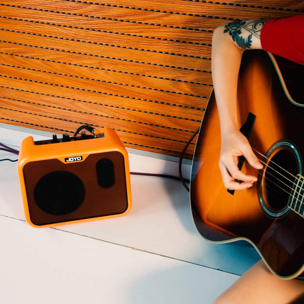 Ampli Khuếch Đại Âm Thanh Cho Đàn Guitar Acoustic Và Nhạc Cụ Mộc Acoustic JOYO MA-10A (Loa Amplifier 10W) - Kèm Móng Gảy DreamMaker