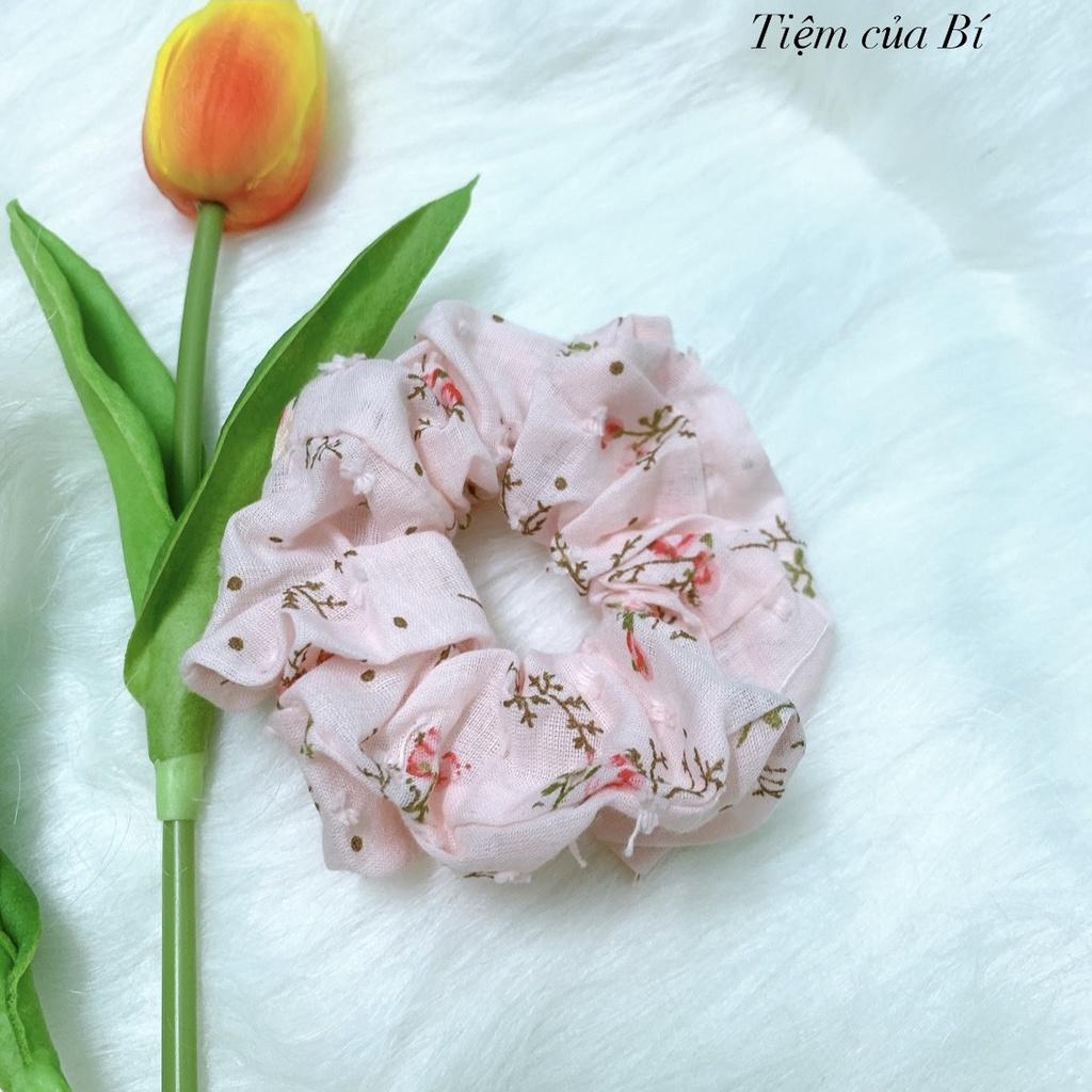 Scrunchies buộc tóc họa tiết hoa hồng nhỏ vải xô cao cấp