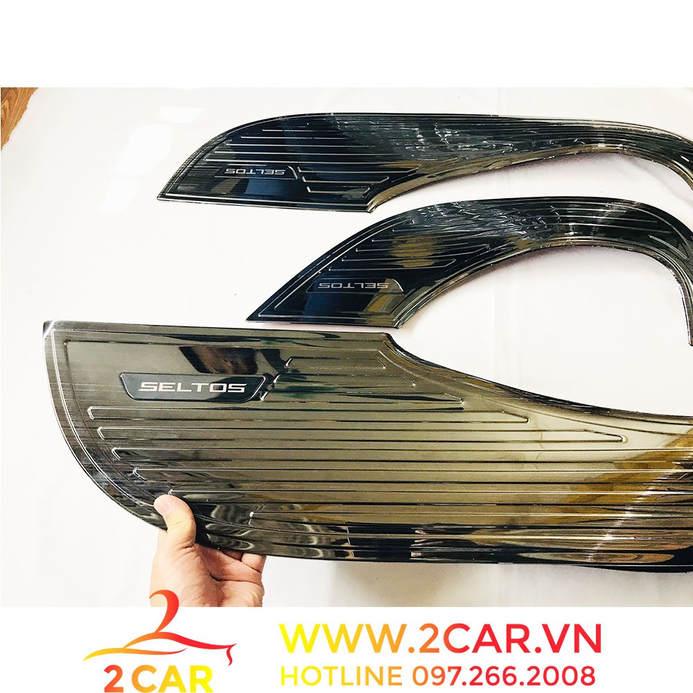 Ốp Tapli Cánh Cửa Xe Kia SELTOS 2020- 2021- 2022, chất liệu TiTan Cao Cấp chống xước tapli