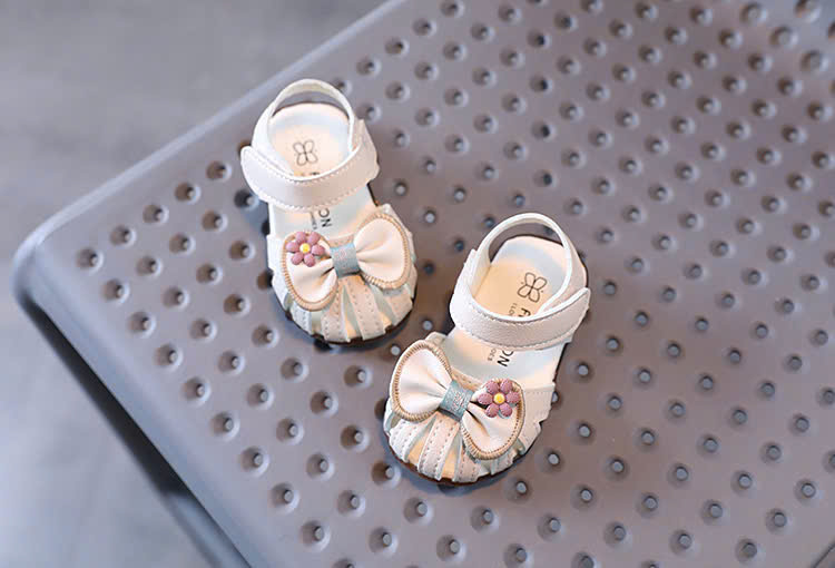 Giày sandal đế mềm chống trượt cho bé gái size 15-25 hàng Quảng Châu