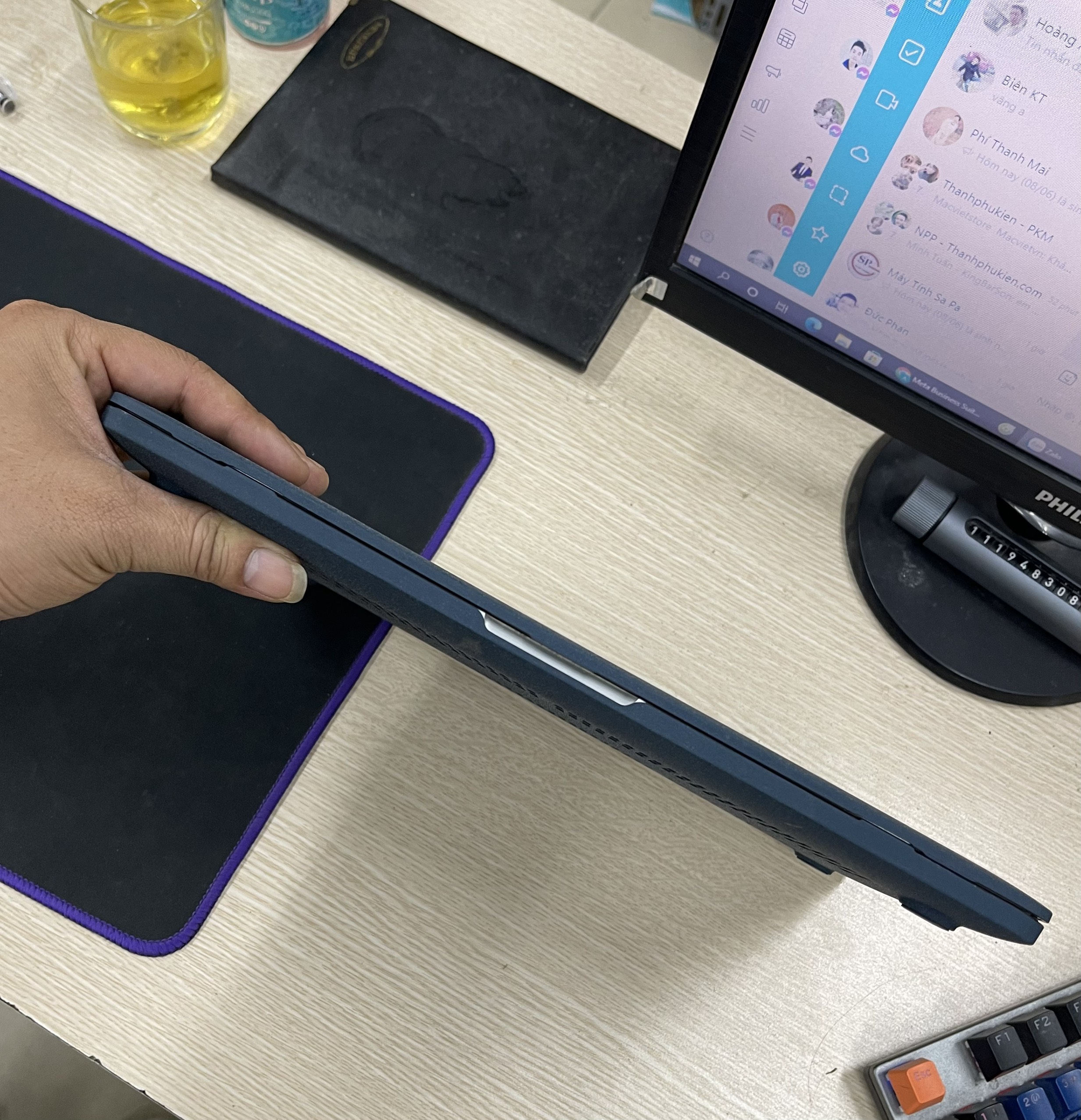 Case Ốp Macbook màu Midnight cao cấp cho Macbook Air 15" M2