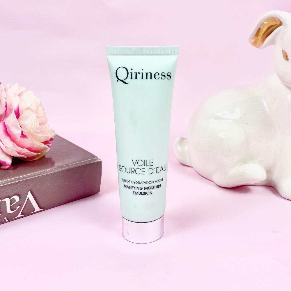 Kem dưỡng ẩm tái tạo da và thu nhỏ lỗ chân lông nguồn gốc thiên nhiên Qiriness Matifying Moisture Emulsion 50ml