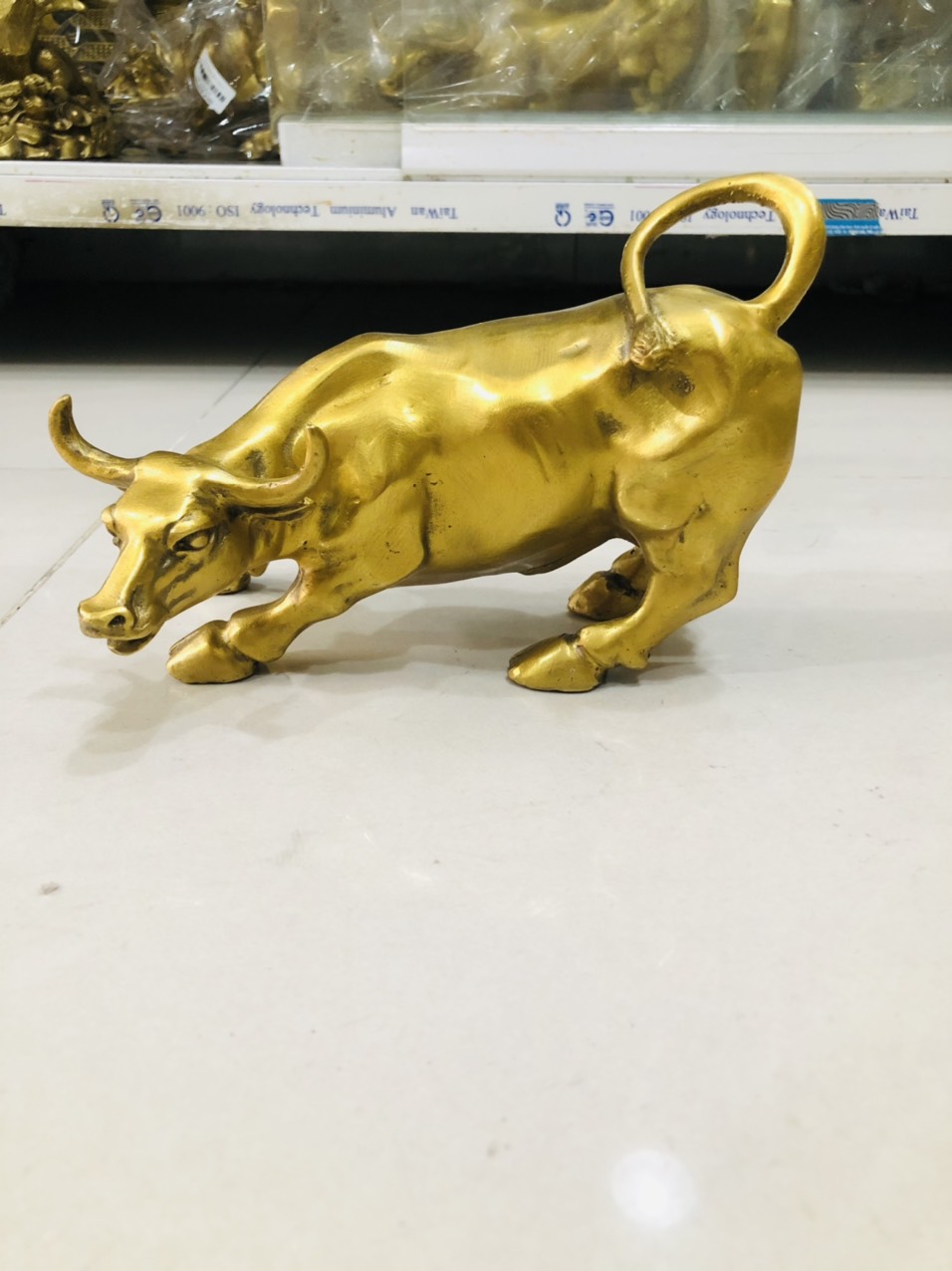 Tượng trâu trơn cao 13cm,quà tặng tết tân sửu 2021
