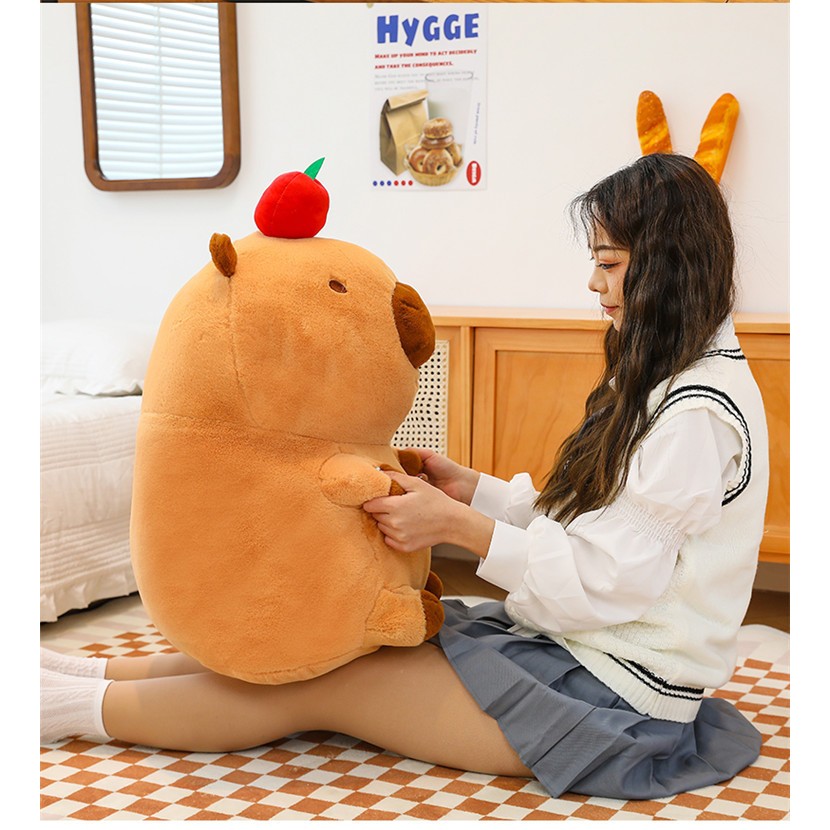 Thú nhồi bông Capybara đội quả táo đỏ - Size 42cm - Quà tặng gấu bông chuột lang lông mềm mịn đáng yêu