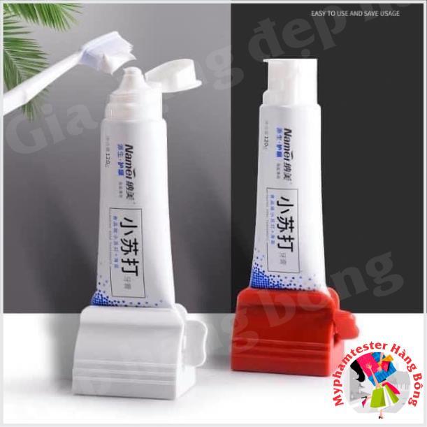 Dụng cụ nặn kem đánh răng vặn đáy