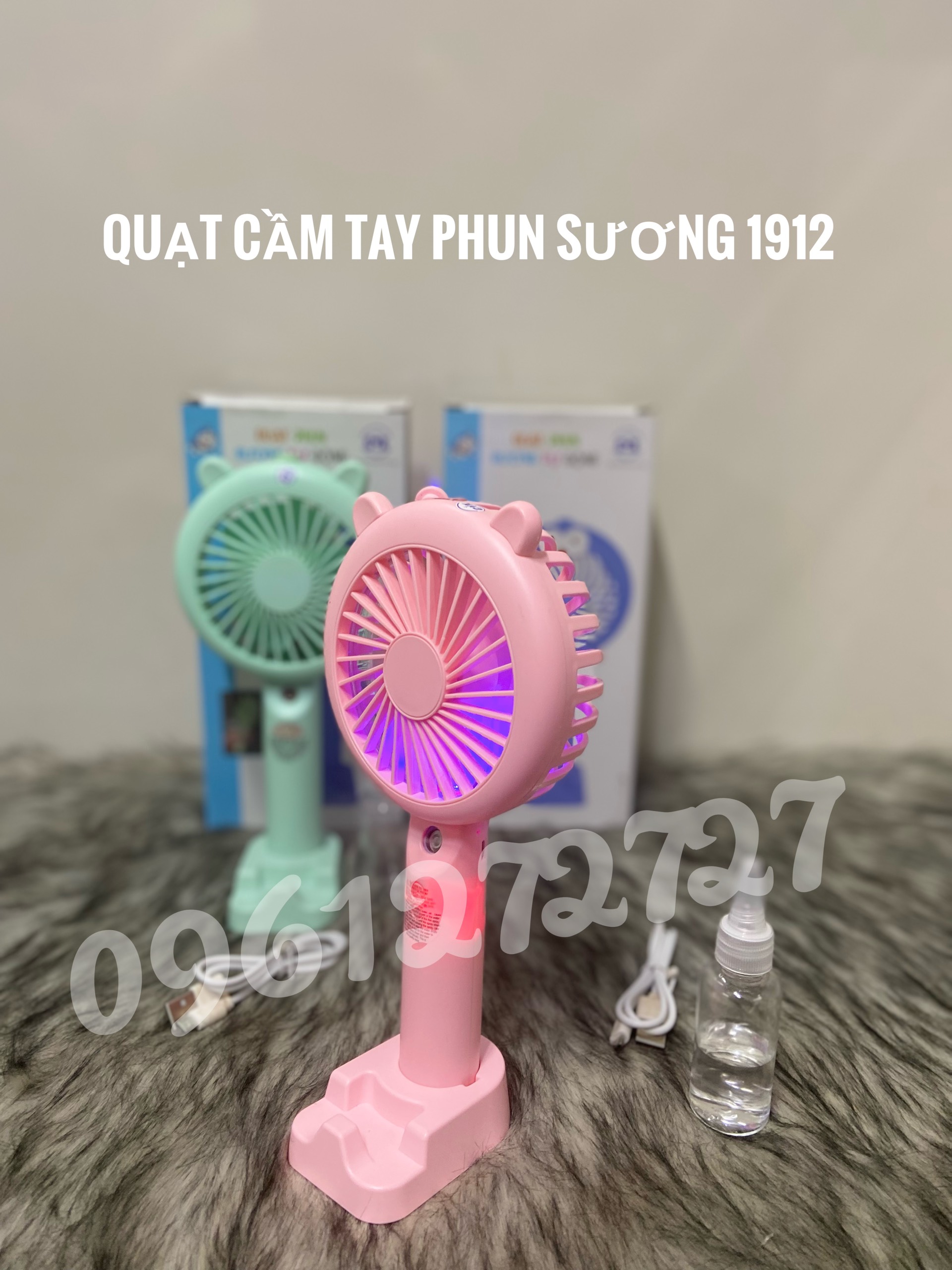 QUẠT SẠC CẦM TAY  CÓ ĐÈN, QUẠT SẠC PHUN SƯƠNG 1912 24cm