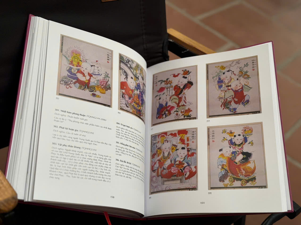 (Bìa cứng, In màu) TRANH HÀNG TRỐNG - Hình ảnh và chú giải - Phan Ngọc Khuê - NXB Mỹ Thuật