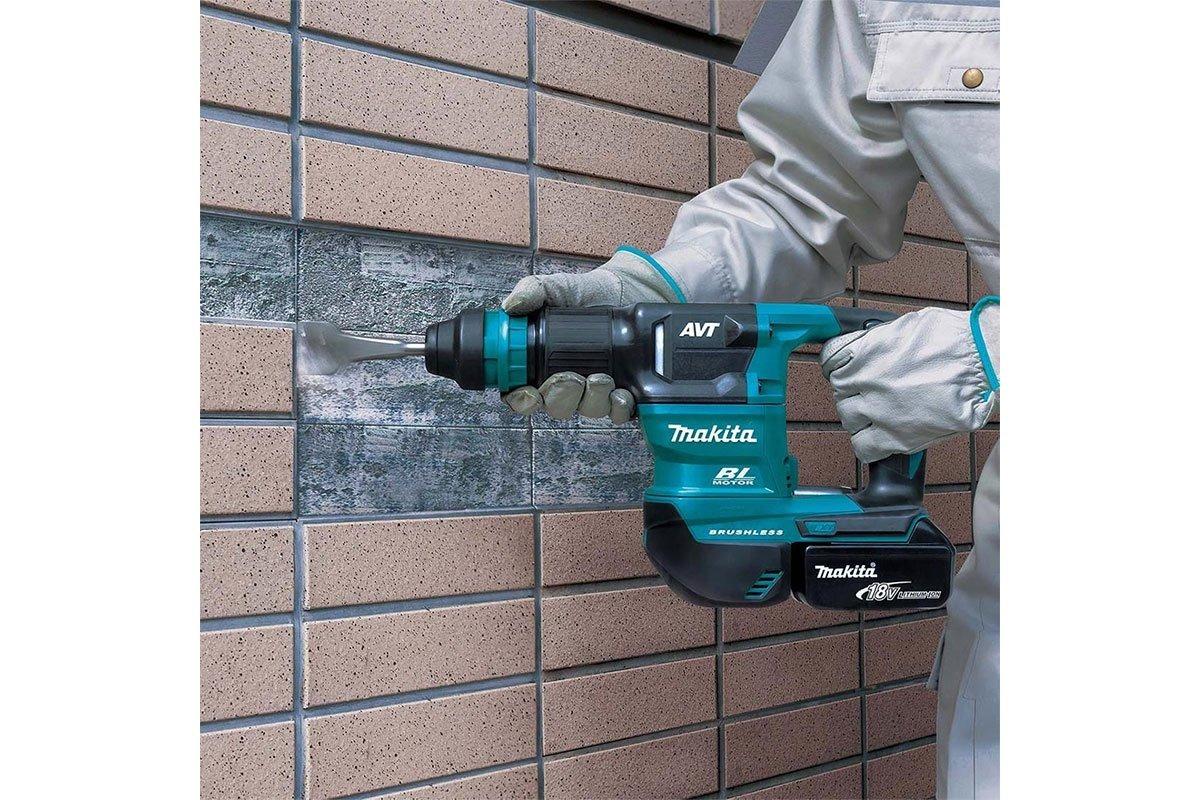 MÁY CẠO ĐỘNG LỰC DÙNG PIN 18V  MAKITA DHK180RTJ- HÀNG CHÍNH HÃNG