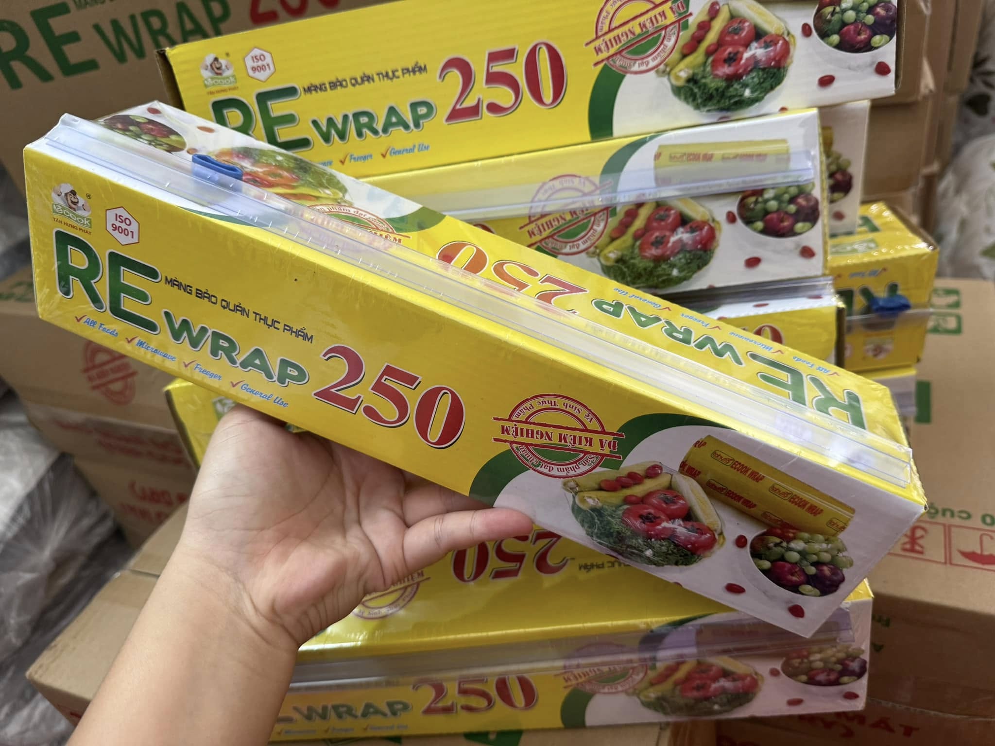 Màng Bọc Thực Phẩm Rerwrap 250 Size 30cm x 50m - Nhựa PVC An Toàn Vệ Sinh