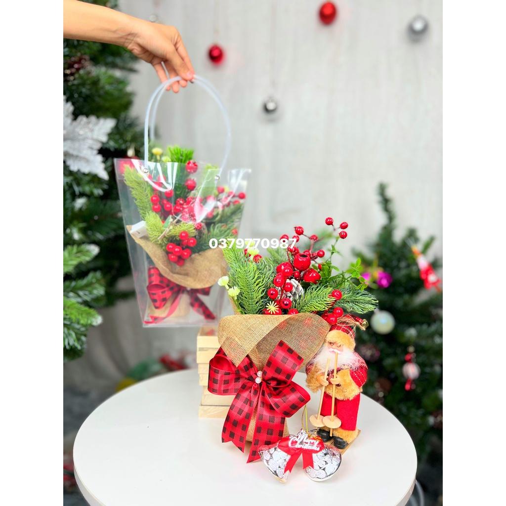 Bó hoa lụa quà tặng dịp lễ,sinh nhật,noel đào đông đỏ cành quả cherry