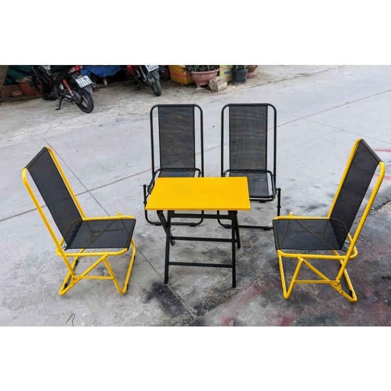 Bàn gỗ cao su tự nhiên 60x40x52 cm