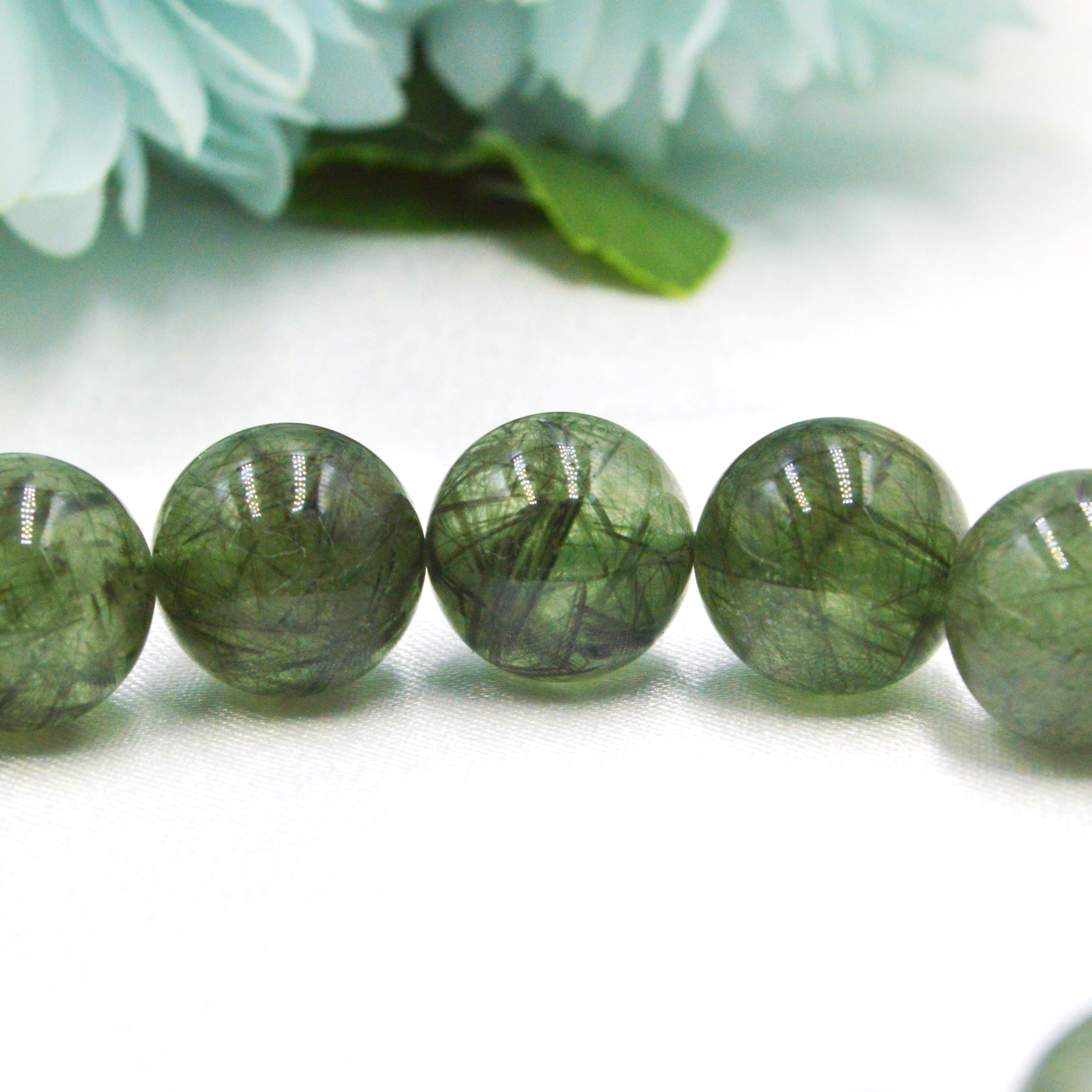 VÒNG TAY THACH ANH TÓC XANH LÁ 10 MM