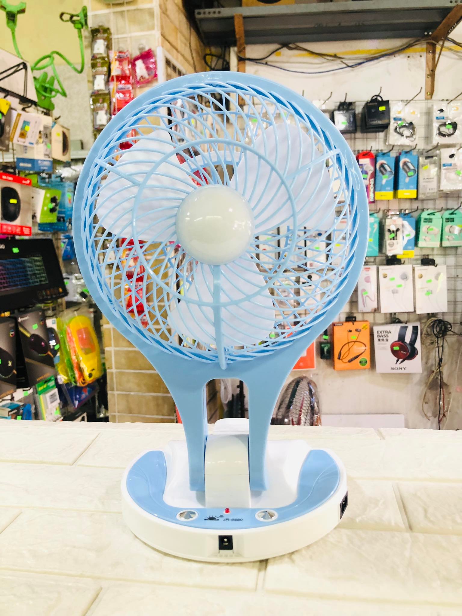 QUẠT SẠC TÍCH ĐIỆN Mini Fan JR 5580 CÓ ĐÈN LED SIÊU MÁT