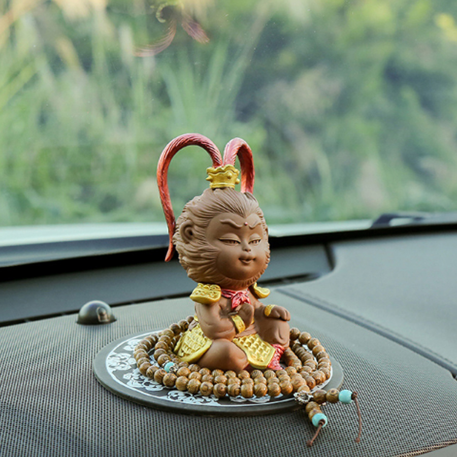 Tượng chibi Mỹ Hầu Vương nón giáp bằng gốm tử sa 11.5cm - mẫu dang tay - tràng hạt vân gỗ