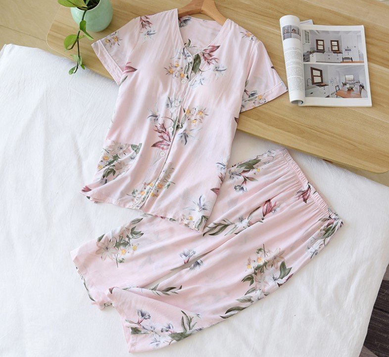 Bộ Đồ Pijama Nữ Mặc Nhà Ngắn Tay Azuno BN0609 Chất Liệu Cotton Lụa Có Lót Ngực Tiện Lợi Cho Mùa Hè