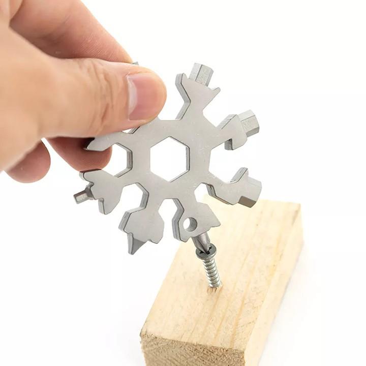 Móc Khóa Đa Năng Vặn Ốc Hình Bông Tuyết - Cờ Lê 18 in 1 Nhỏ Gọn Tiện Dụng