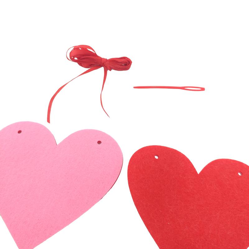 Dây Tim Vải Nỉ Trang Trí Valentine 11 x 10 cm - Vinacraft