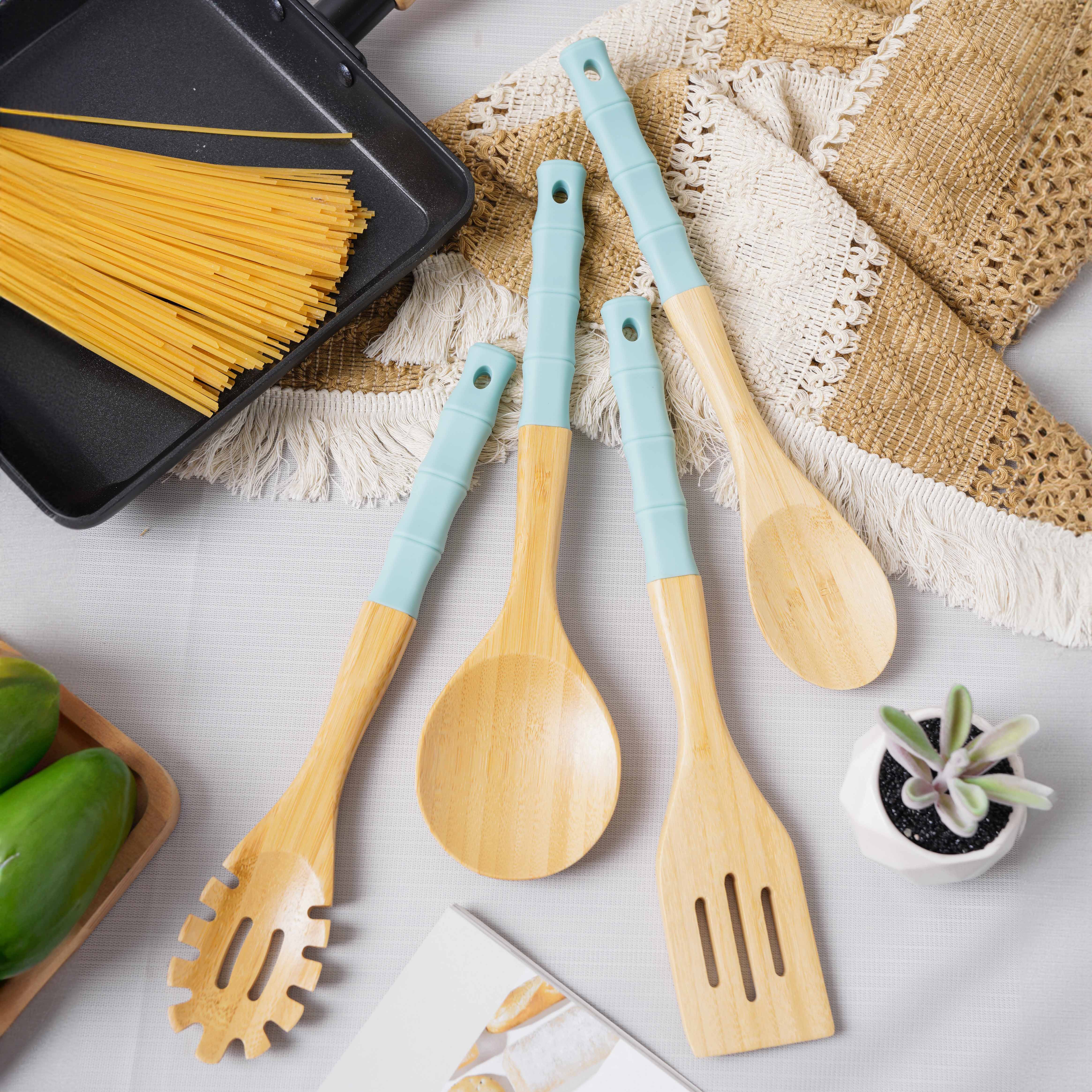 Xẻng gỗ chiên xào có rãnh