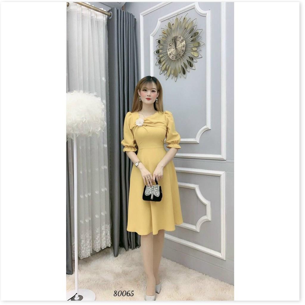 ĐẦM ĐÍNH HOA TRÊN ÁO SIÊU XINH
