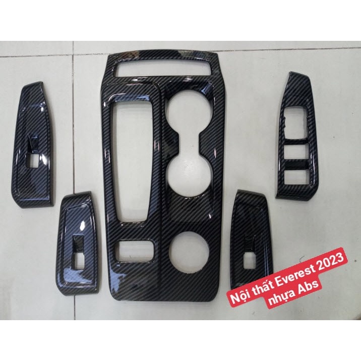 Ốp nội thất vân Carbon xe Ford Everest , Ranger 2022, 2023 hàng nhựa CACBON cao cấp dành cho bản 1 cầu