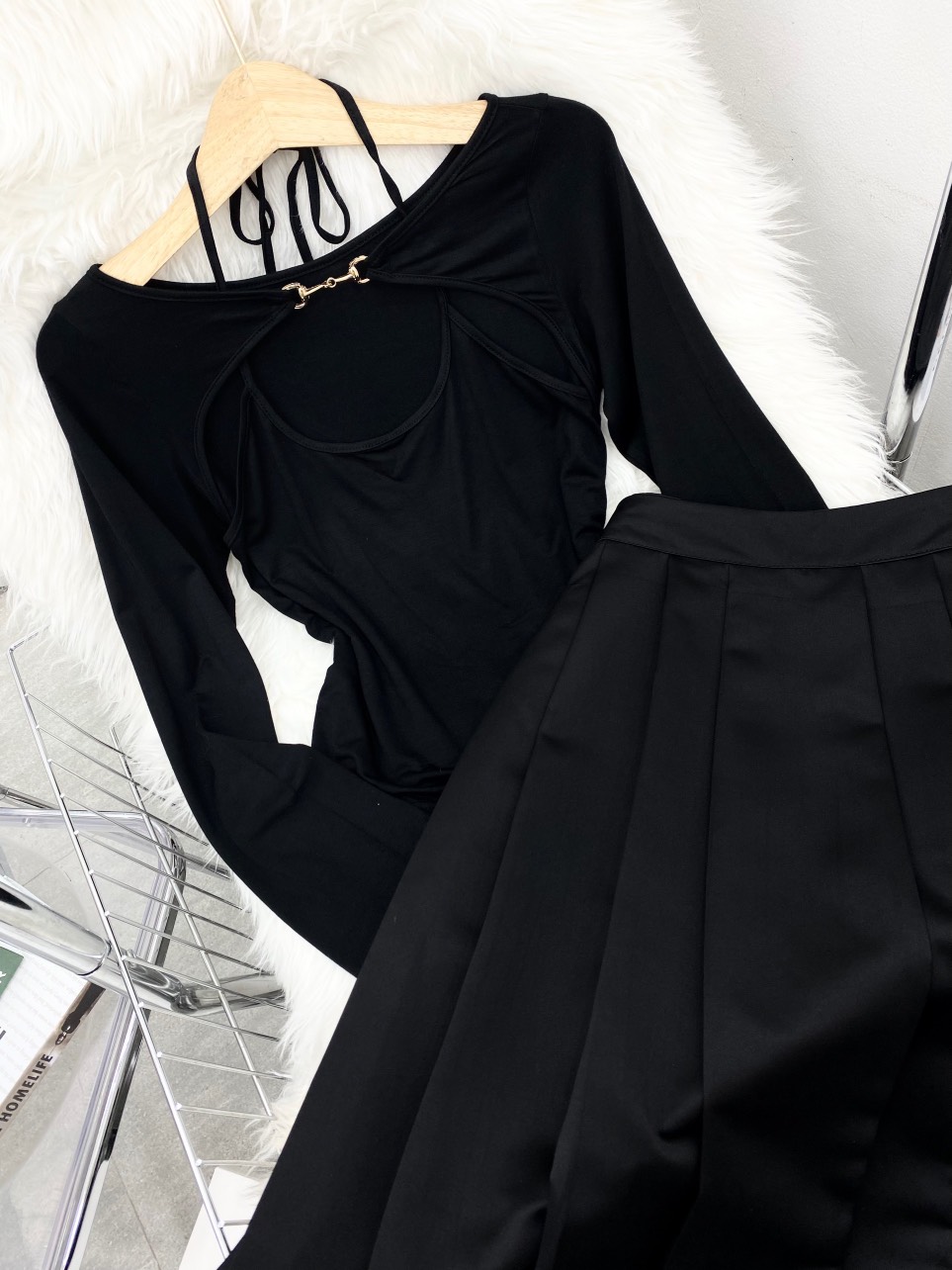 SET ÁO CROPTOP THUN TRƠN TRỄ VAI ÁO YẾM DÂY TAY DÀI+ CHÂN VÁY DÀI SUÔNG XẾP LY NHẸ DẠO PHỐ DỰ TIỆC GIÁNG SINH NOEL