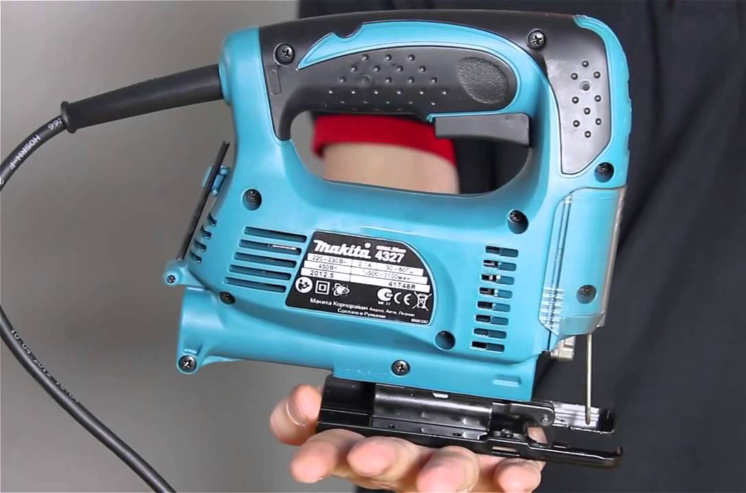 Máy cưa lọng Makita 4327 (450W)